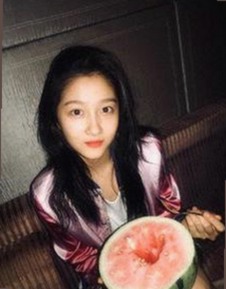 颜值与实力双料爆发,李明轩最新动态引发热议
